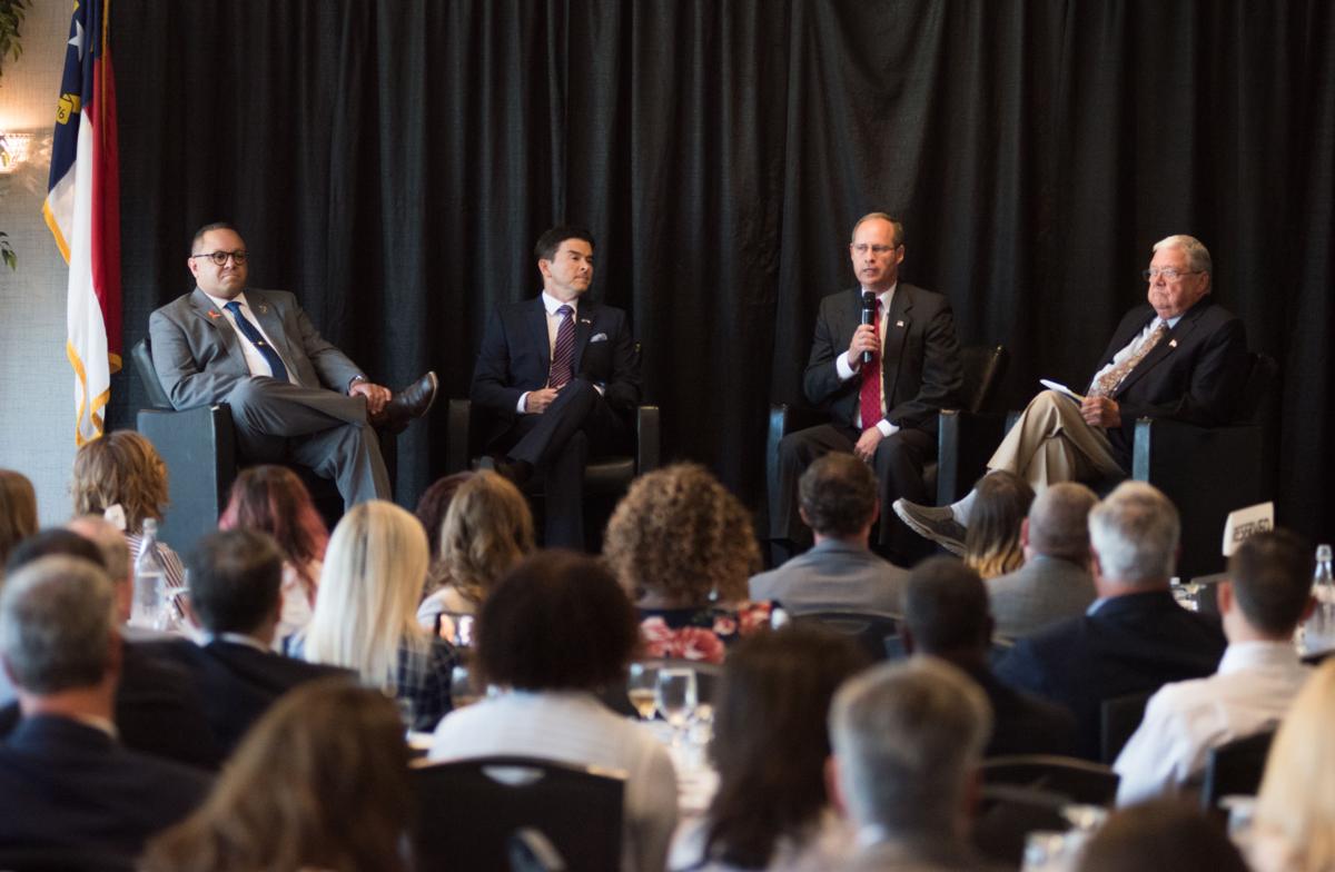082119candidateforum-1.jpg