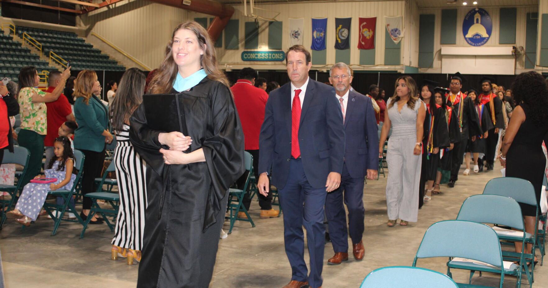 Duplin Early College High School celebrates graduation - Vimarsana News