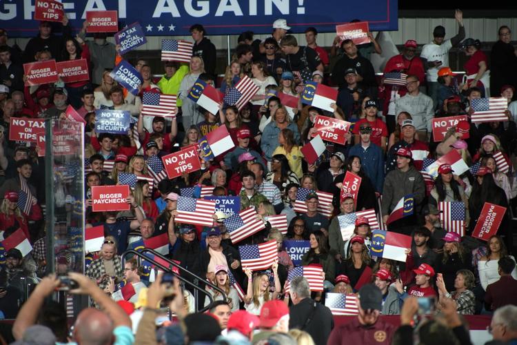Reflocator President promises lower gas prices, 'golden age' if Republicans keep ...