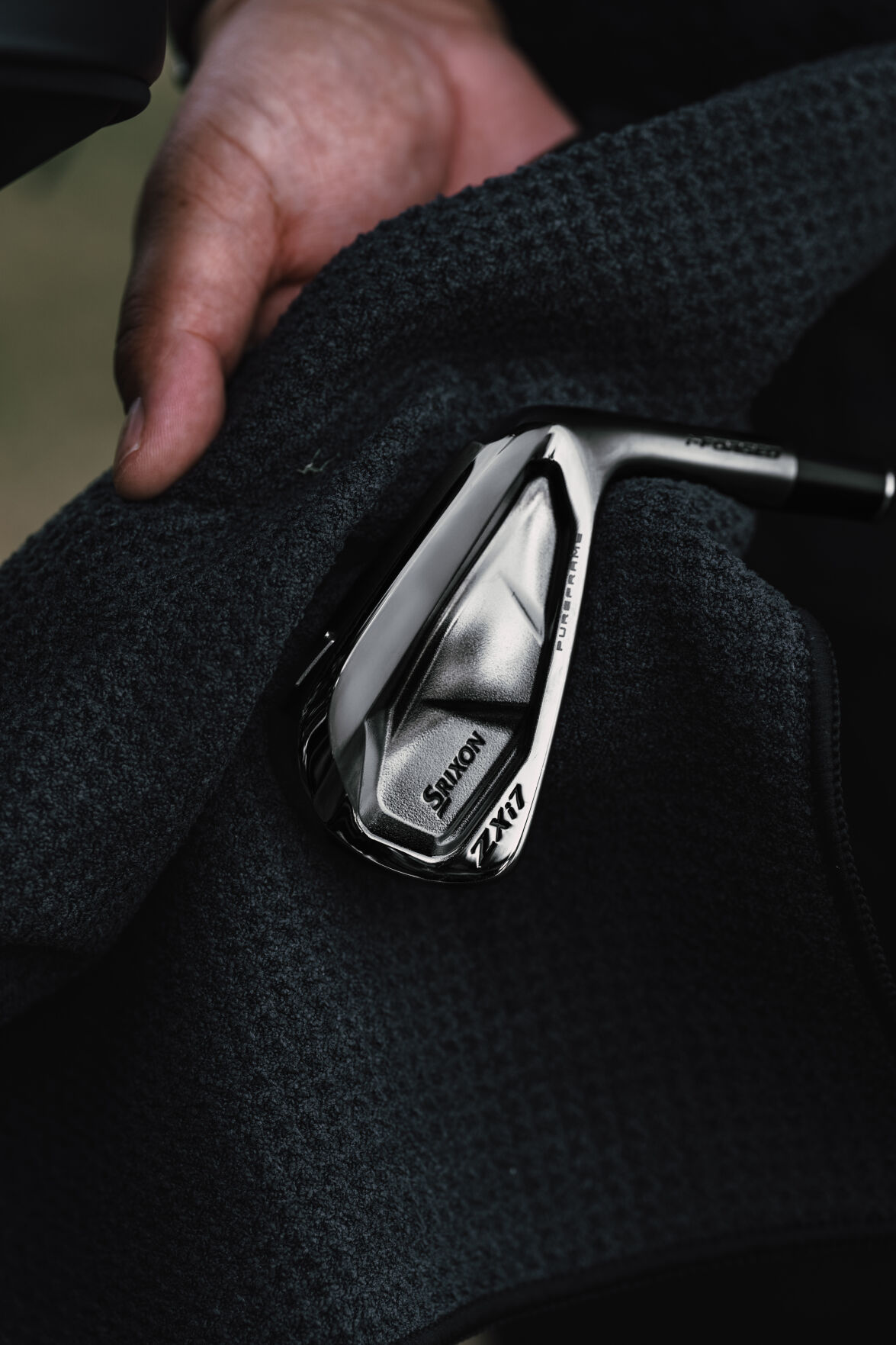 Designed for Zero Distractions: Srixon Unveils ZXi Black Chrome