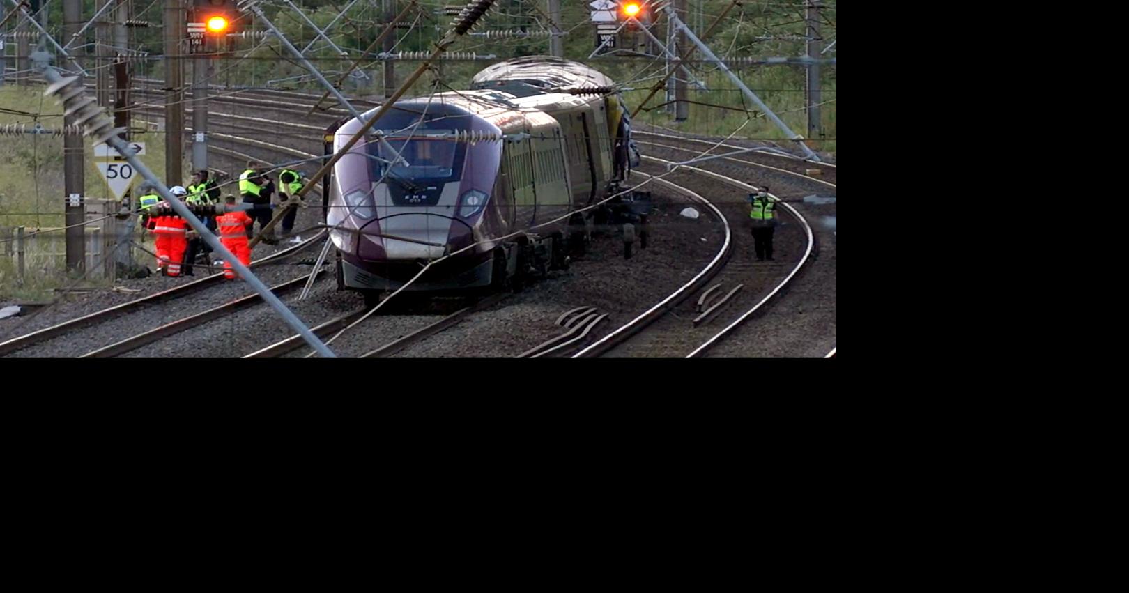 National Two trains collide north of London, killing at least 1 person and seriously injuring dozens