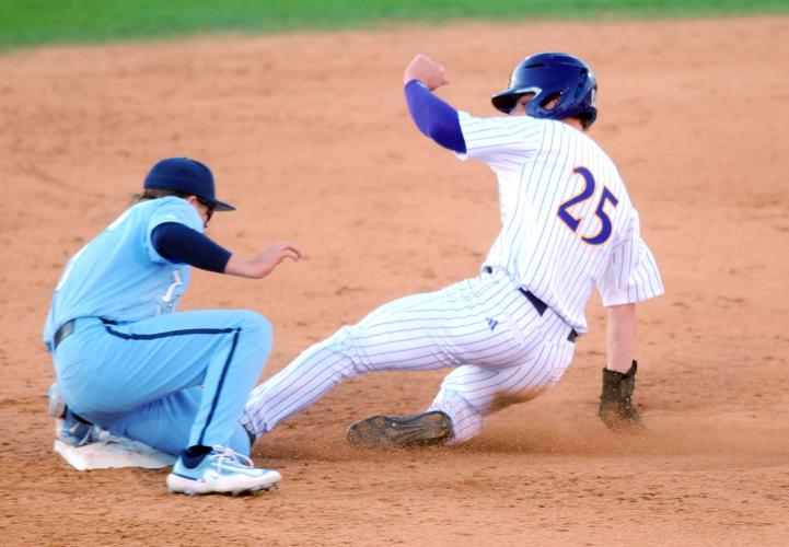 ECU baseball: Pirates drop midweek game against UNC, College