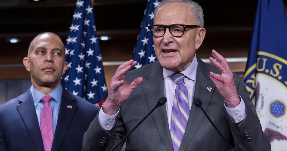 Democrats and White House trade offers as shutdown of Homeland Security ...