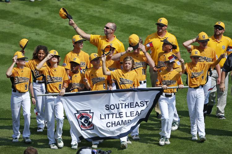 Sioux Falls Little League team gets new uniforms at World Series in  Williamsport, PA