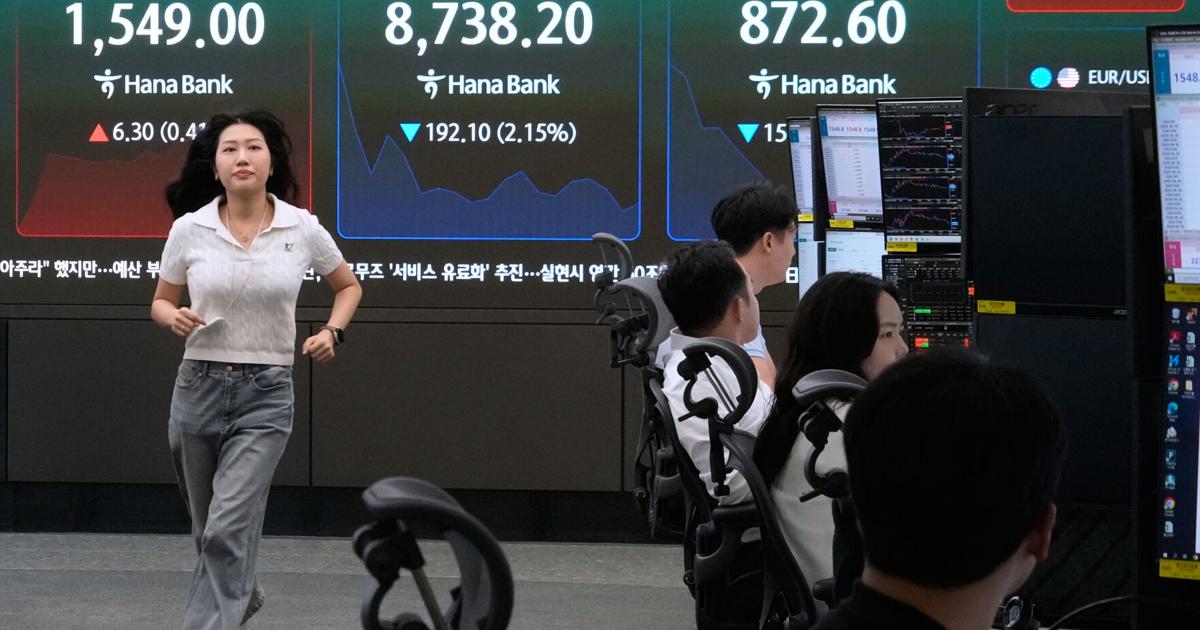 National World shares skid as traders sell to lock in profits after recent rallies driven by AI