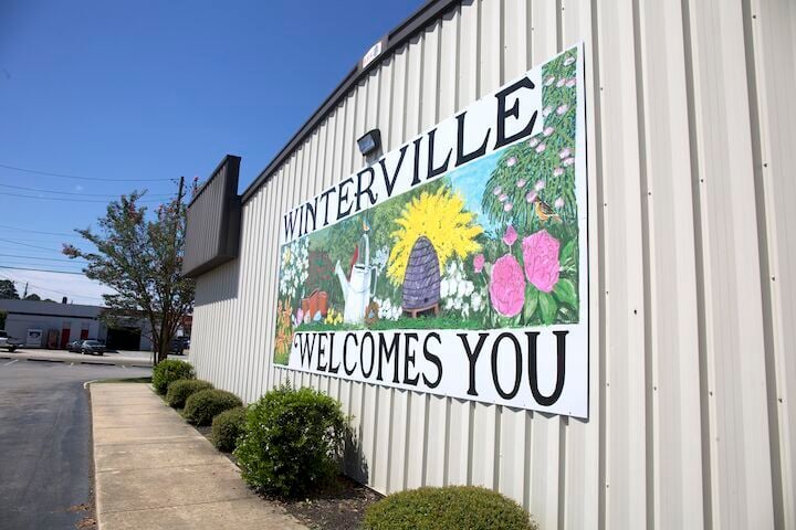 'Winterville Welcomes You' with new downtown mural | Local News ...