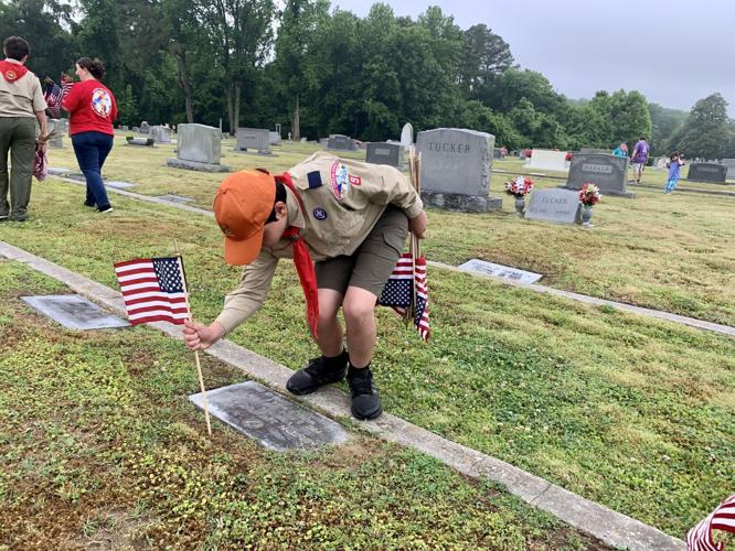 Boy Scouts help Vietnam Veterans honor Memorial Day | Local News ...