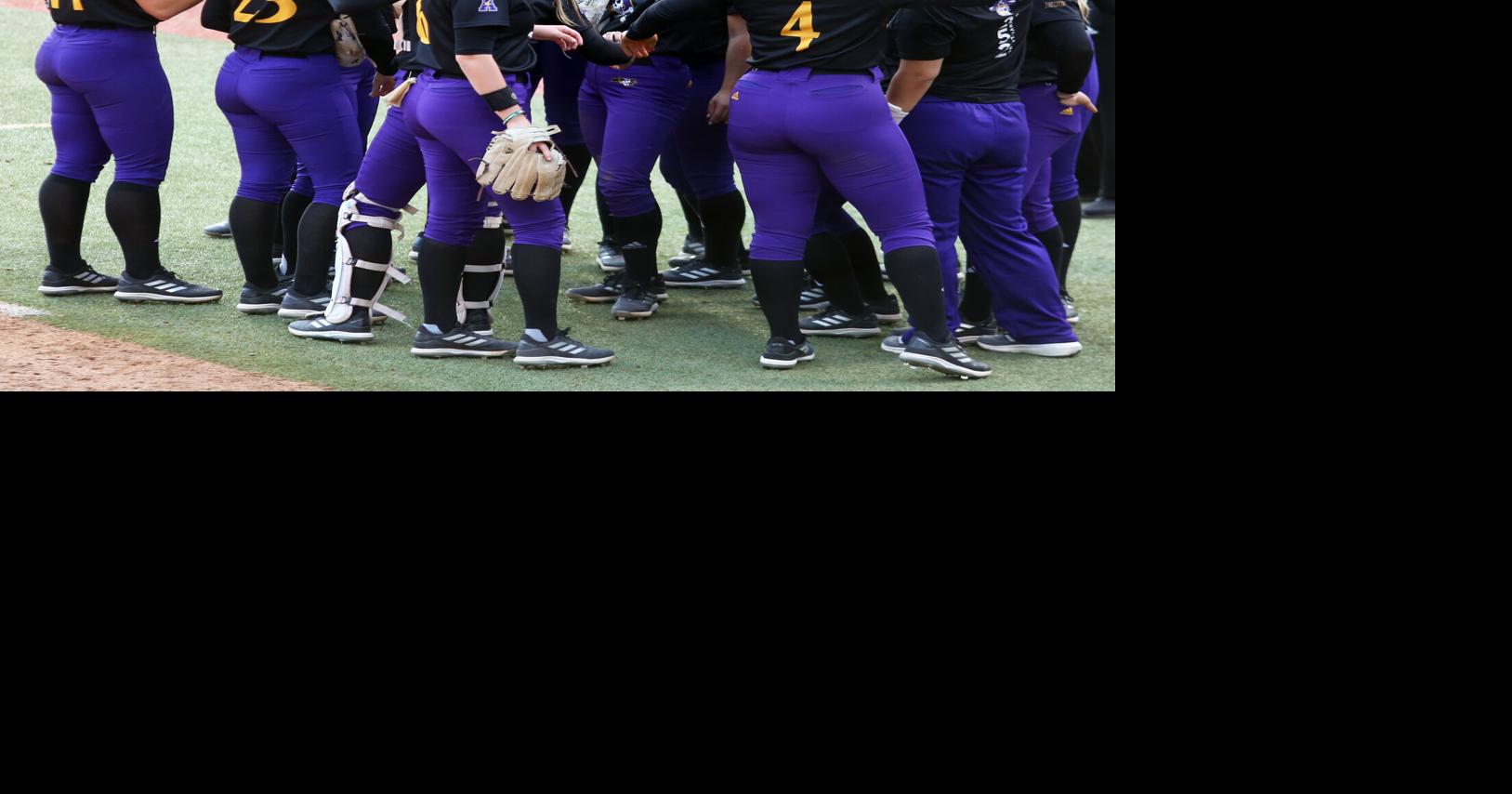 College roundup ECU softball sweeps Memphis College