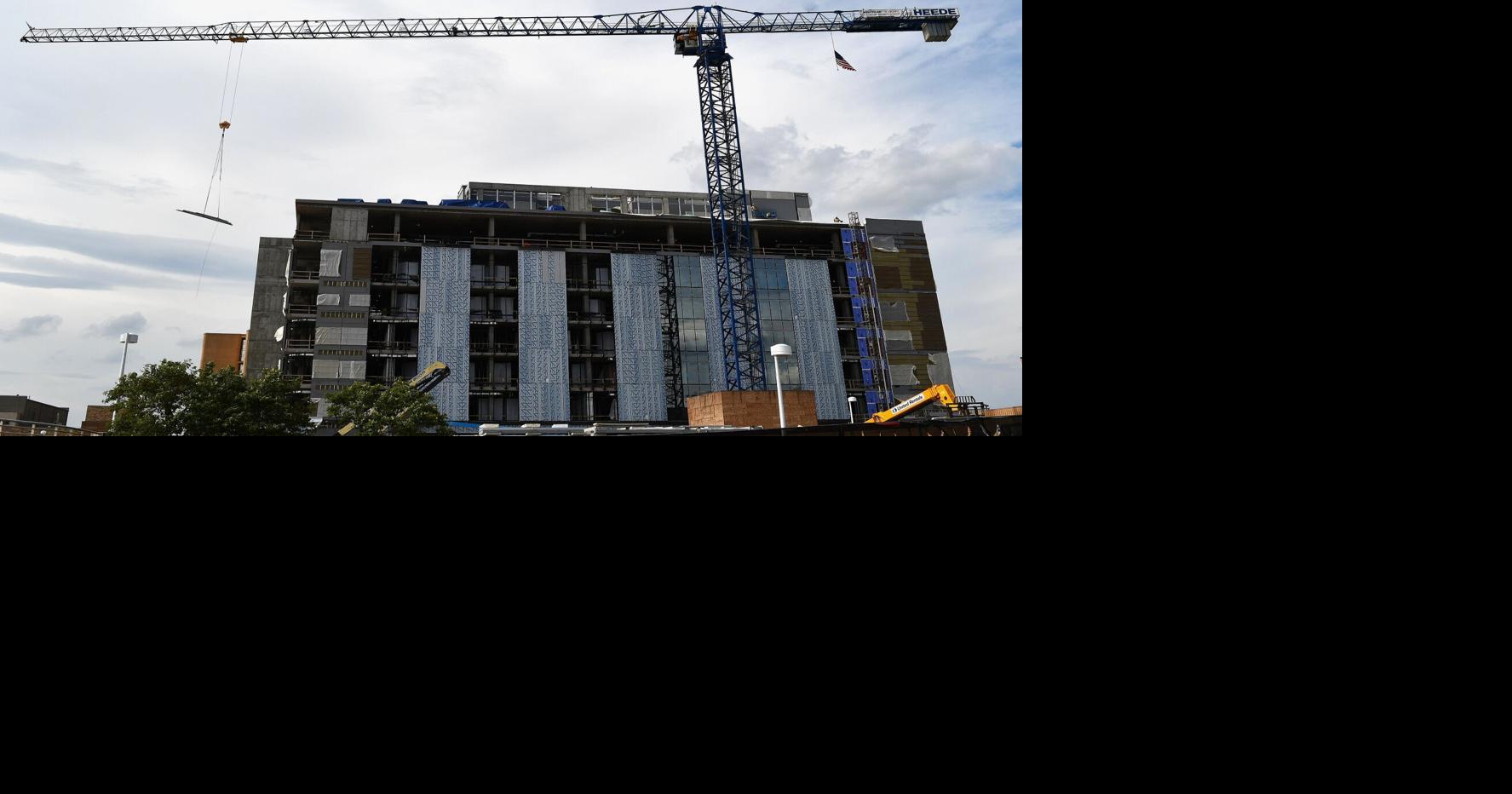 Hospital tower project sidesteps cost increases