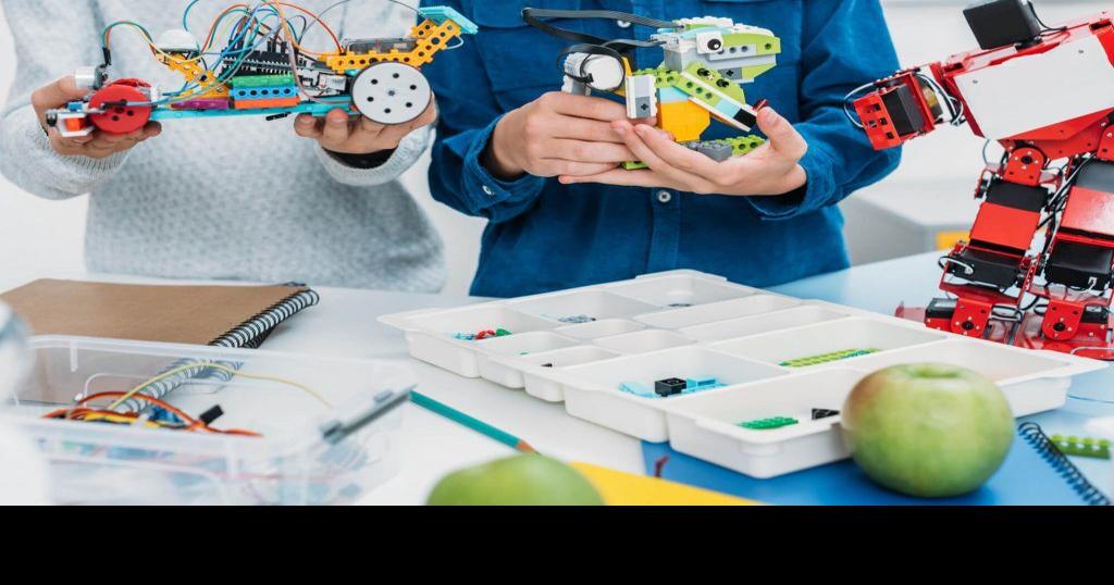 UScellular helps fund seven Greenville STEM projects Business