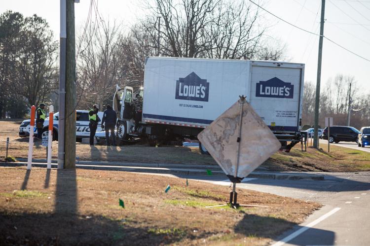 One person killed in Thomas Langston Road wreck Local News