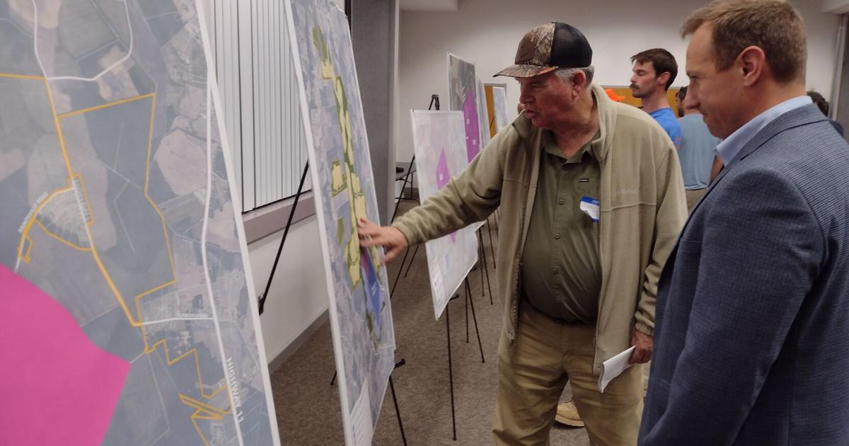 Megasite Pitt commissioners hold hearing on megasite rezoning request | Local ...
