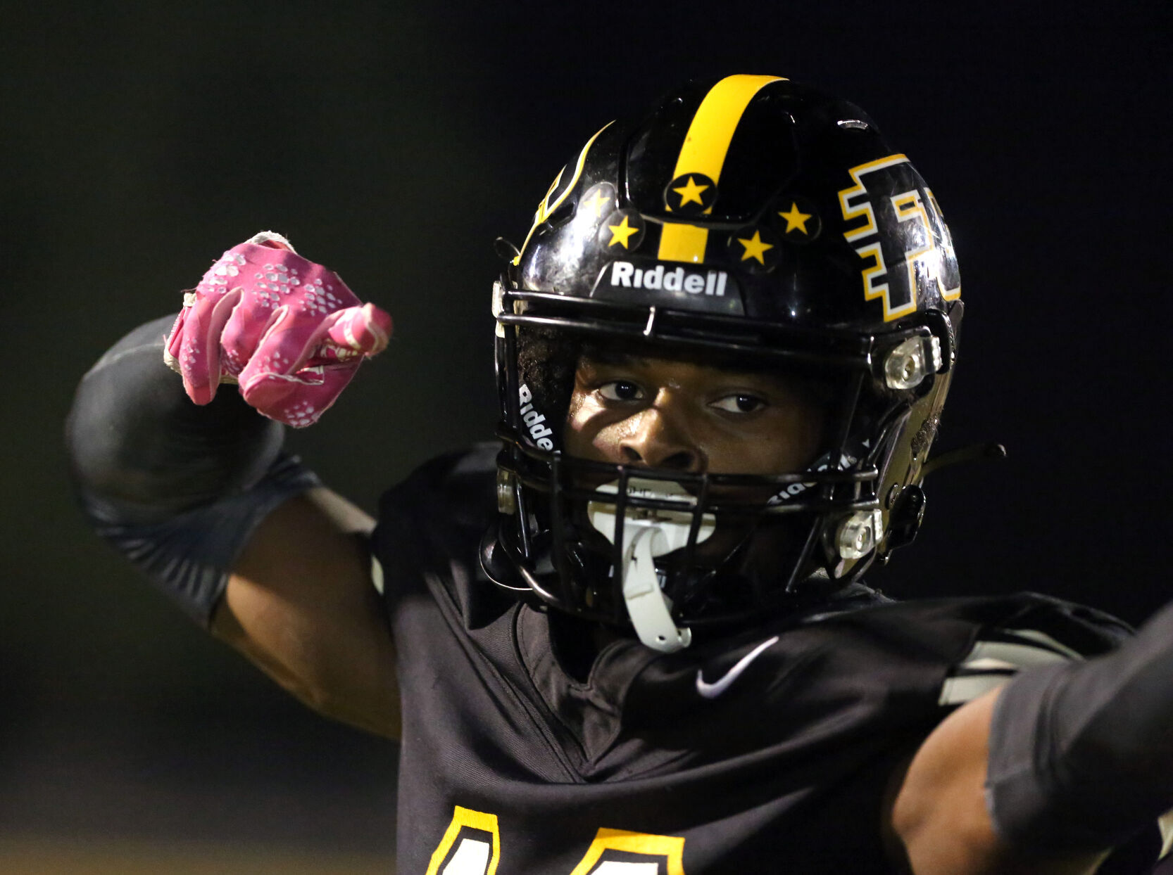 High school football: Jaguars stifle Rams in 47-8 blowout