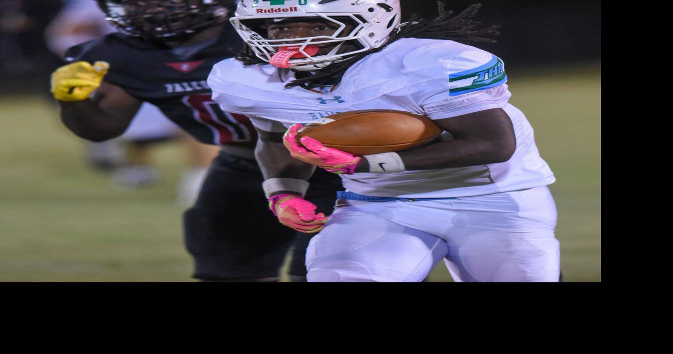 High school football: Rampants top Bears to remain perfect at 9-0 ...