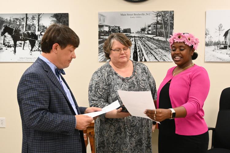 Beulaville swears in commissioners, picks mayor protem News