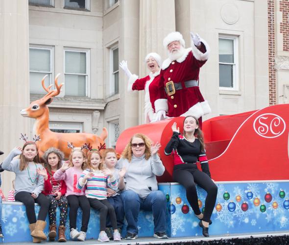 Farmville celebrates season with parade, prayer Local News