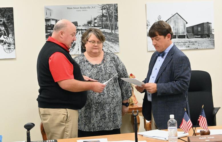 Beulaville swears in commissioners, picks mayor protem News