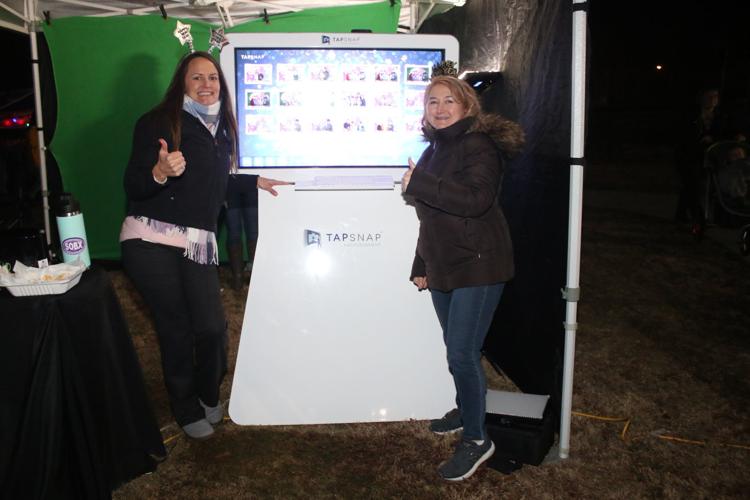 SCENE AROUND Greenville New Year's Eve Celebration Photo Galleries