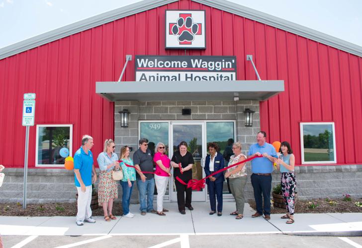 Ayden chamber holds ribbon-cutting for Welcome Waggin' Animal Hospital |  Local 