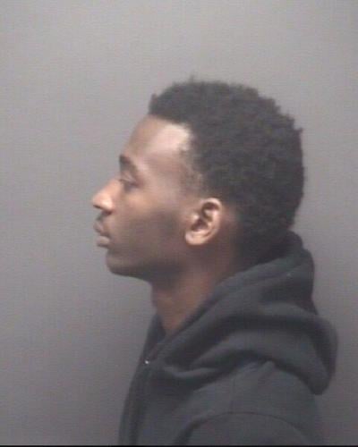 245700 JAQUAVONE MAYE Jail Bookings