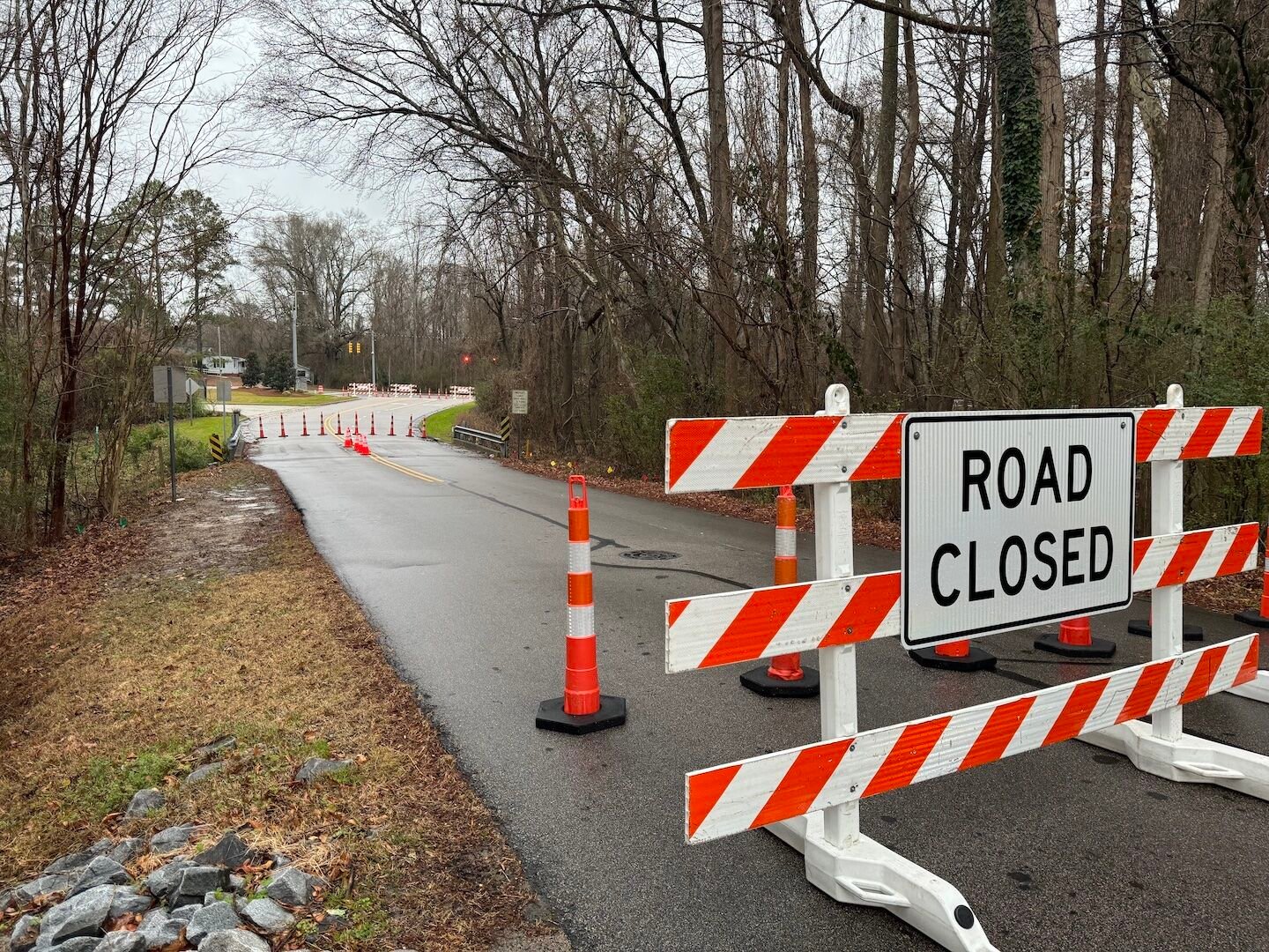 One lane of Oxford Road now open but bridge inspection shows