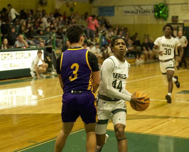 High school boys hoops North Duplin wins conference title for first