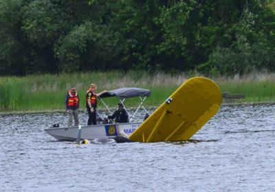 Vermont pilot swims to shore after crashing plane in Connecticut River
