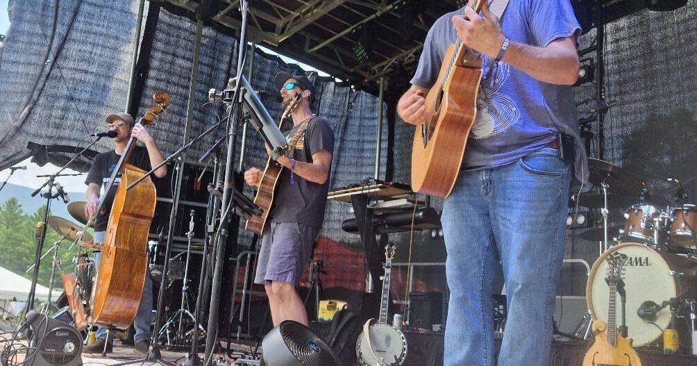 Jatoba climbs up to Mountain Stage at Northlands Festival