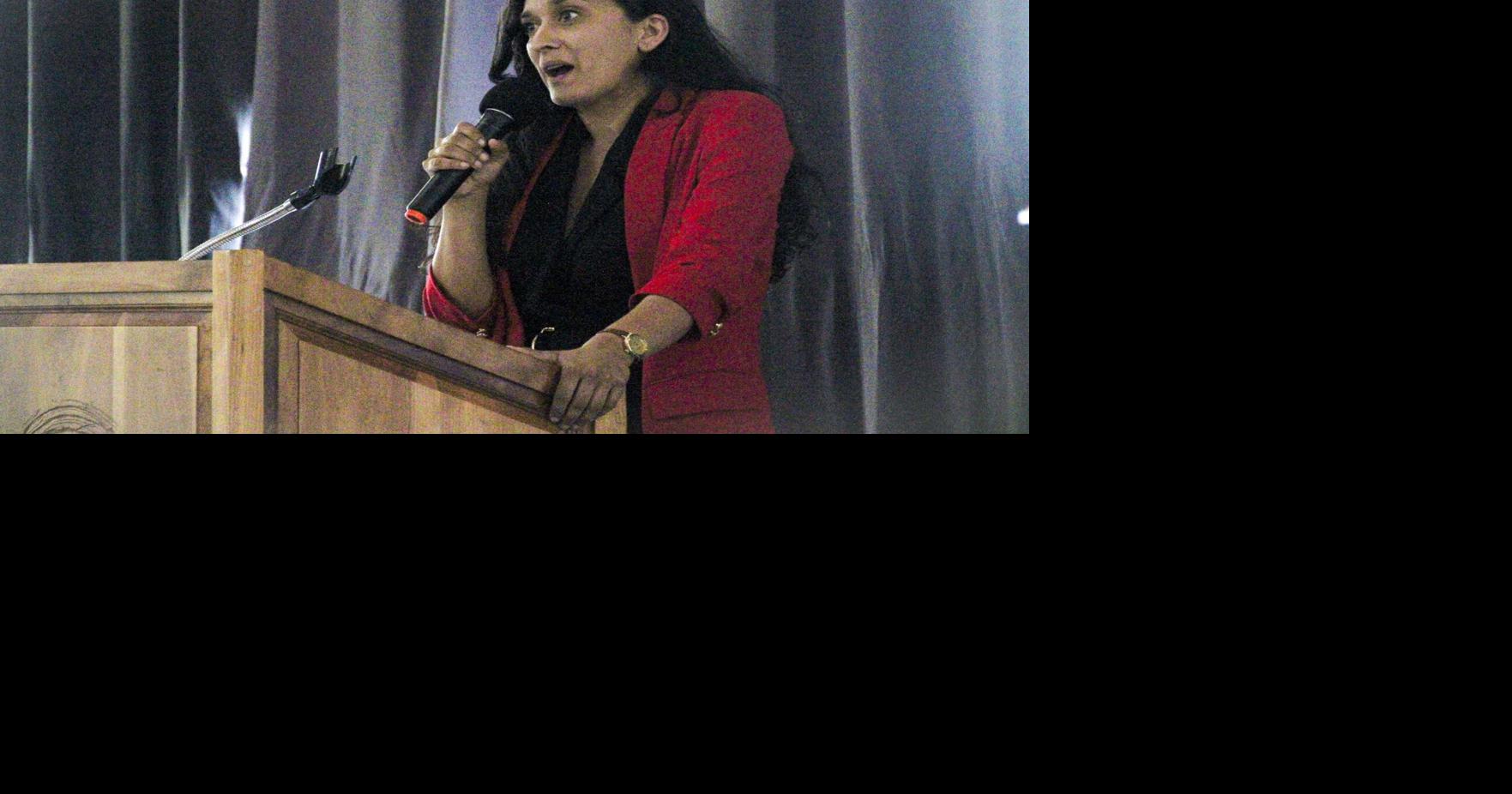 Windham Democratic Committee hosts forum with gubernatorial candidates Aly Richards and Amanda Janoo