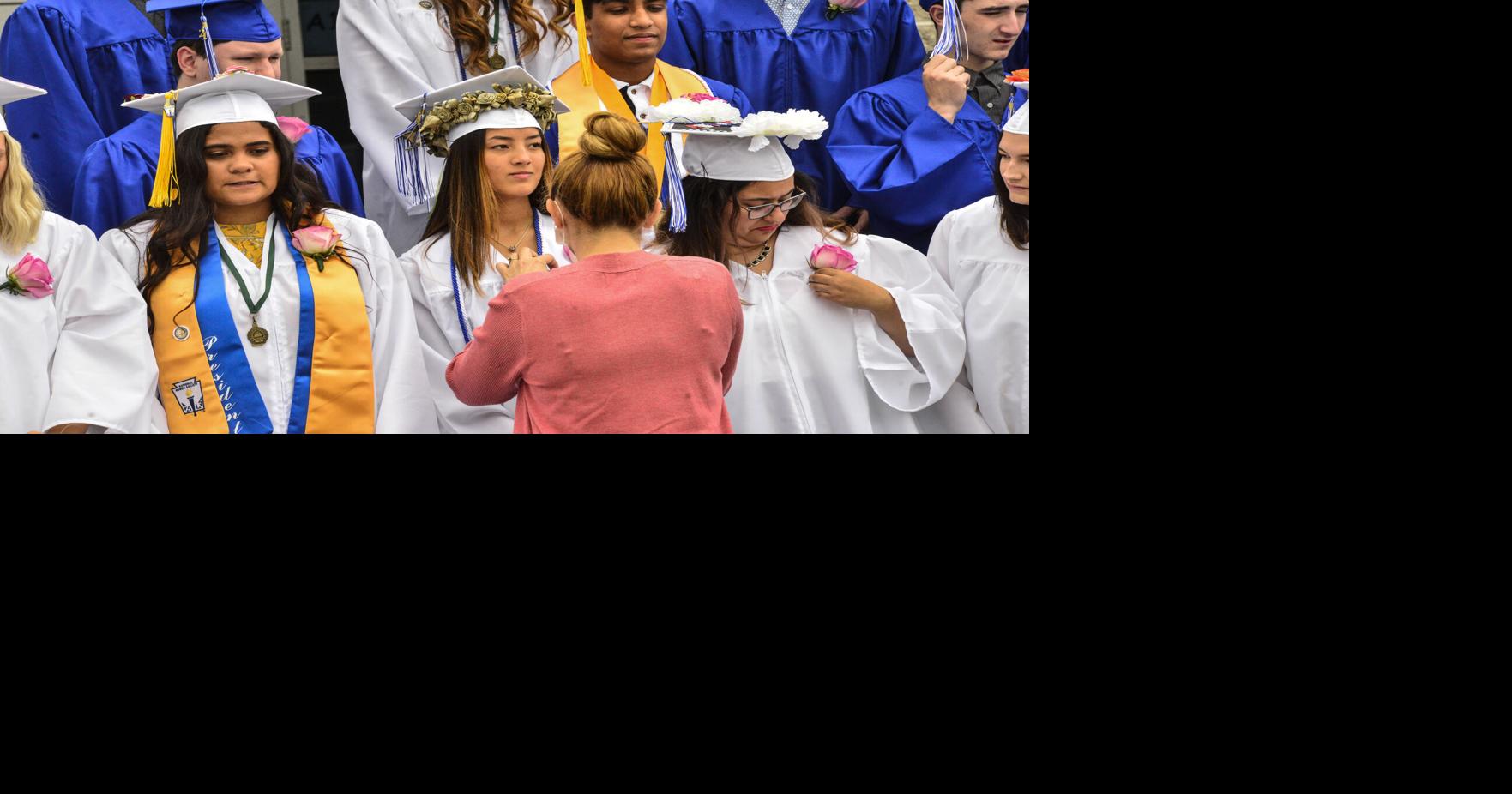 PHOTOS Hinsdale graduation Local News