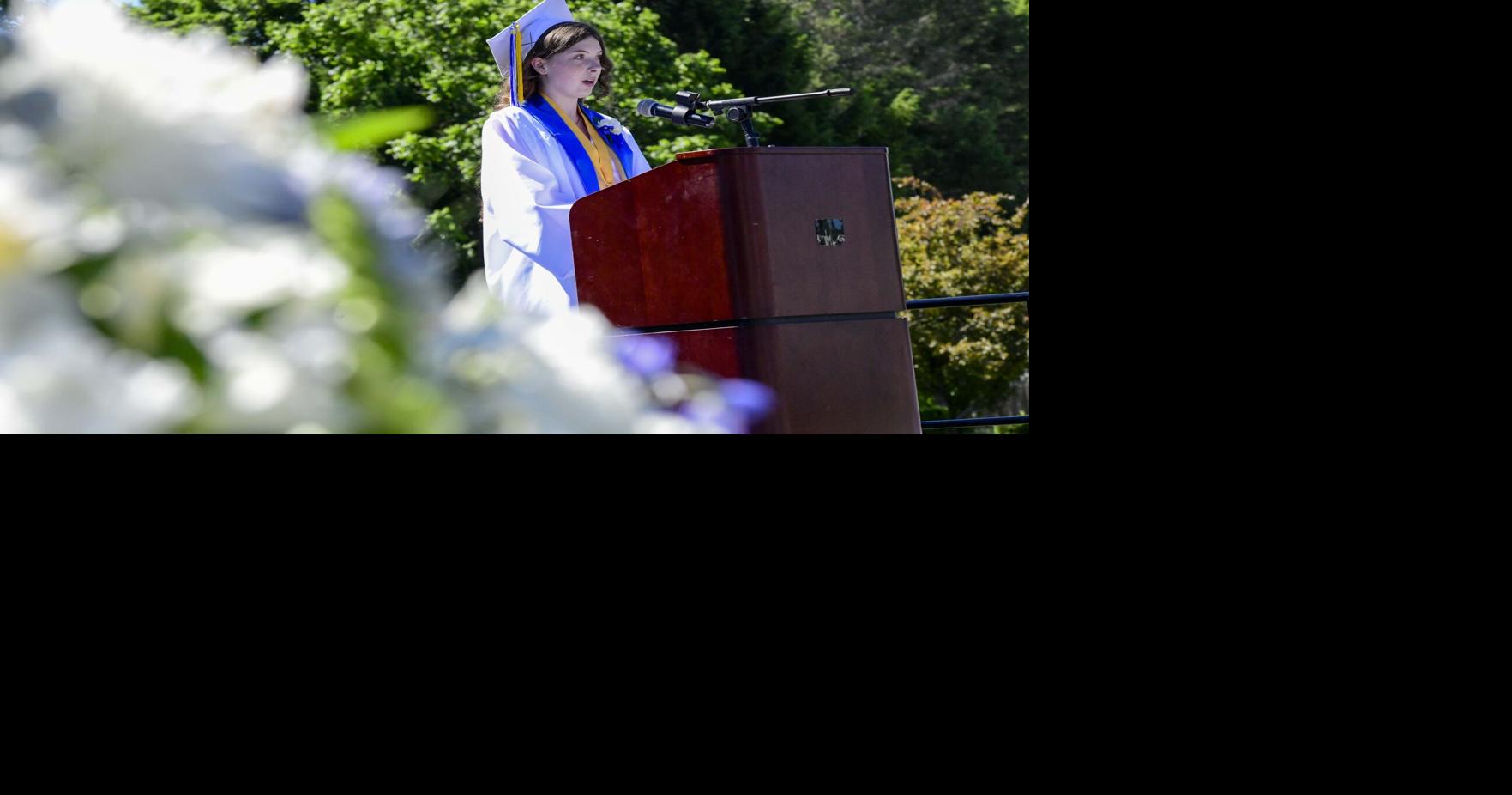 Hinsdale celebrates 'resilient' Class of 2026