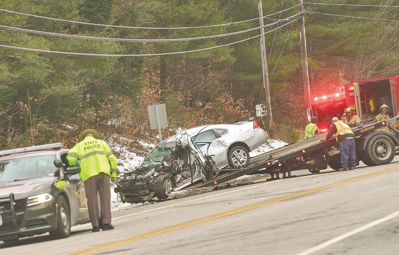 1 dead, 4 injured in Winchester, NH crash Local News