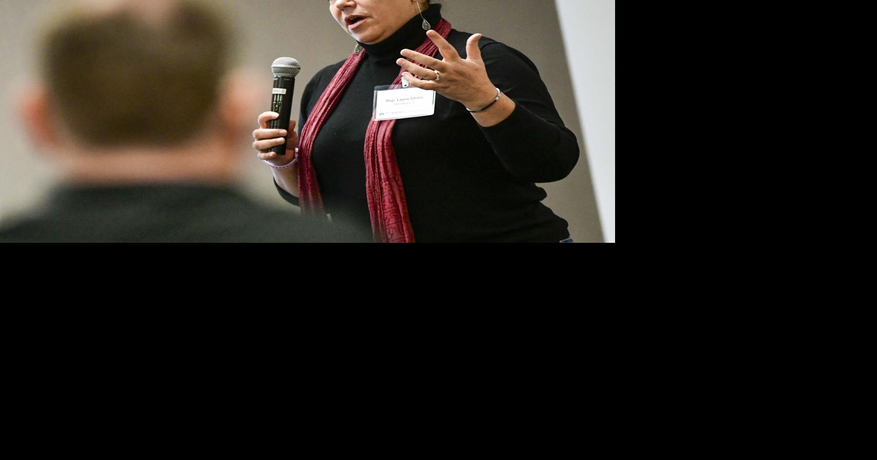 Legislative breakfast contemplates 'prosperous life'