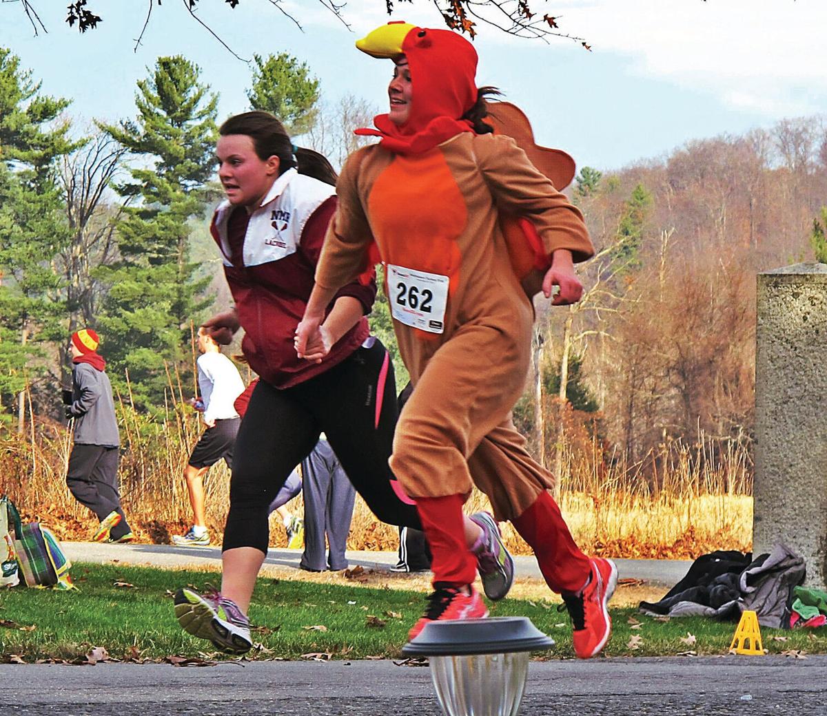 Turkey Trot Has Become Thanksgiving Tradition Local Sports