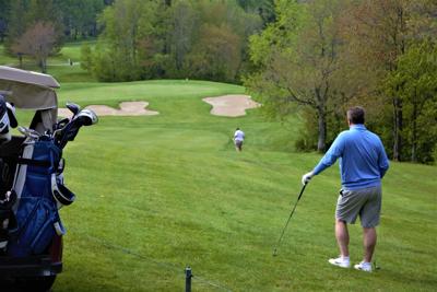 MountSnow_GolfClub golfers_May2023_JBH.jpg