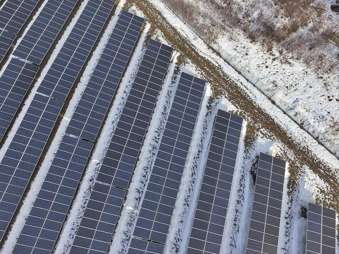 Trump tariffs dim future for solar power