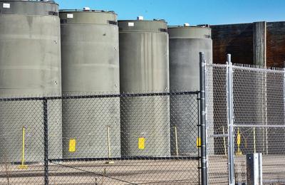 Cask concern halts fuel move at Vermont Yankee