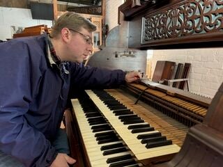 They make the Estey organs sing for you | Local News | reformer.com