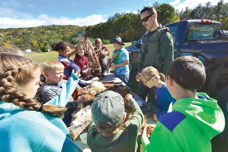 PHOTOS Back to basics at NewBrook Elementary Local News