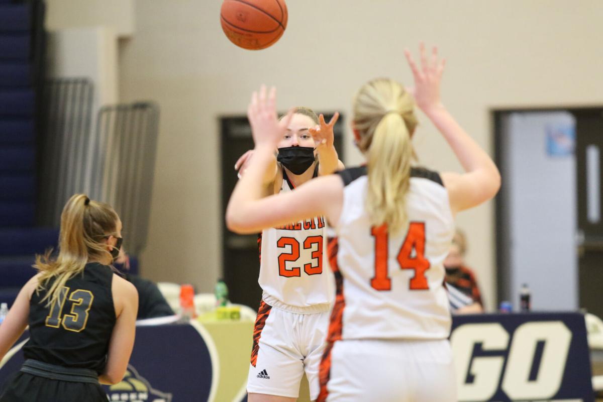 Lake City girls basketball, Mya Shones