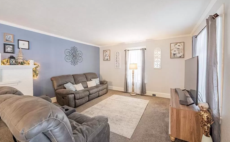 PHOTOS Updated American foursquare house for sale in Durand Business