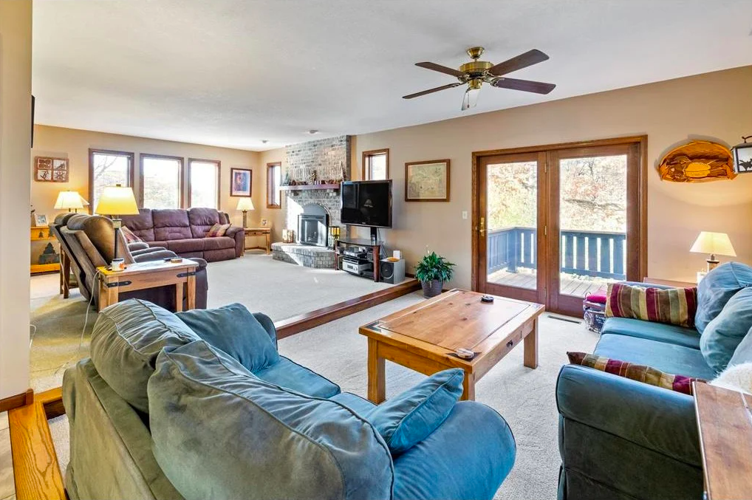 Photos Warm and house on 3 acres for sale in Red Wing Real