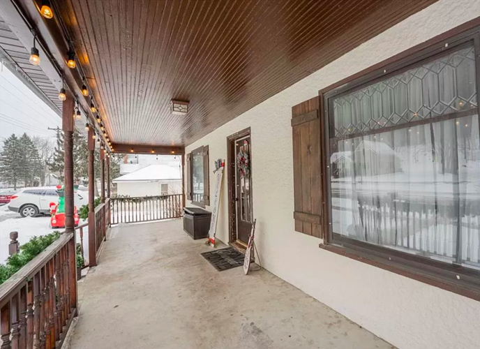 PHOTOS Updated American foursquare house for sale in Durand Business