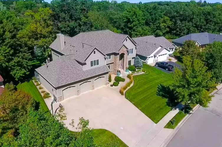 PHOTOS 5,400 square foot house for sale in Red Wing Real Estate