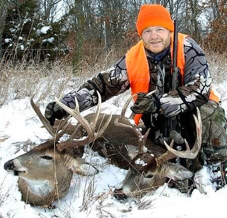 whitetail-hunting-is-business-and-pleasure-for-kinney-brothers-things-to-do-republicaneagle-com