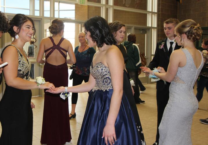 A quick fix before prom night | Things To Do | republicaneagle.com