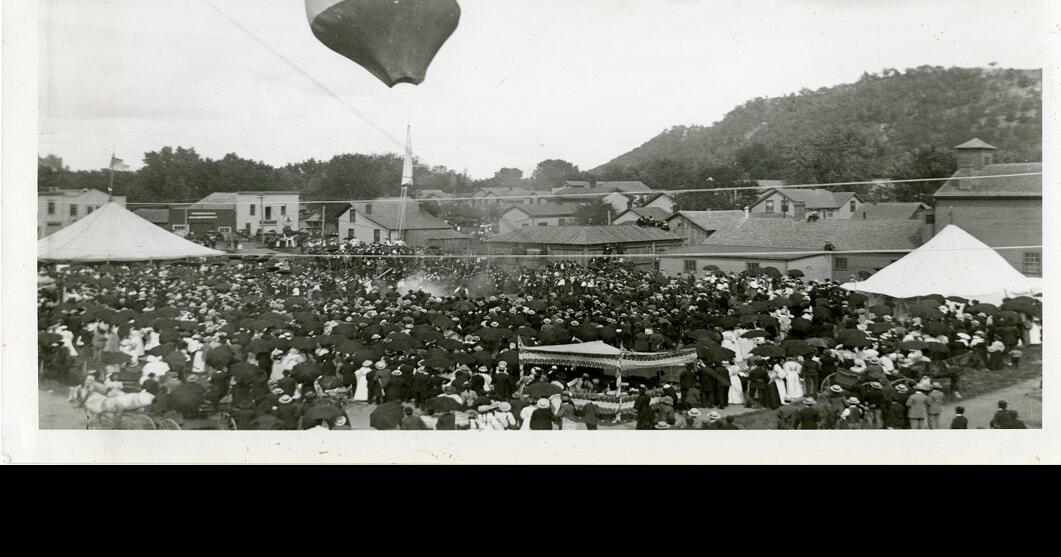 Preparations for Red Wing s big street fair 100 years ago Local News