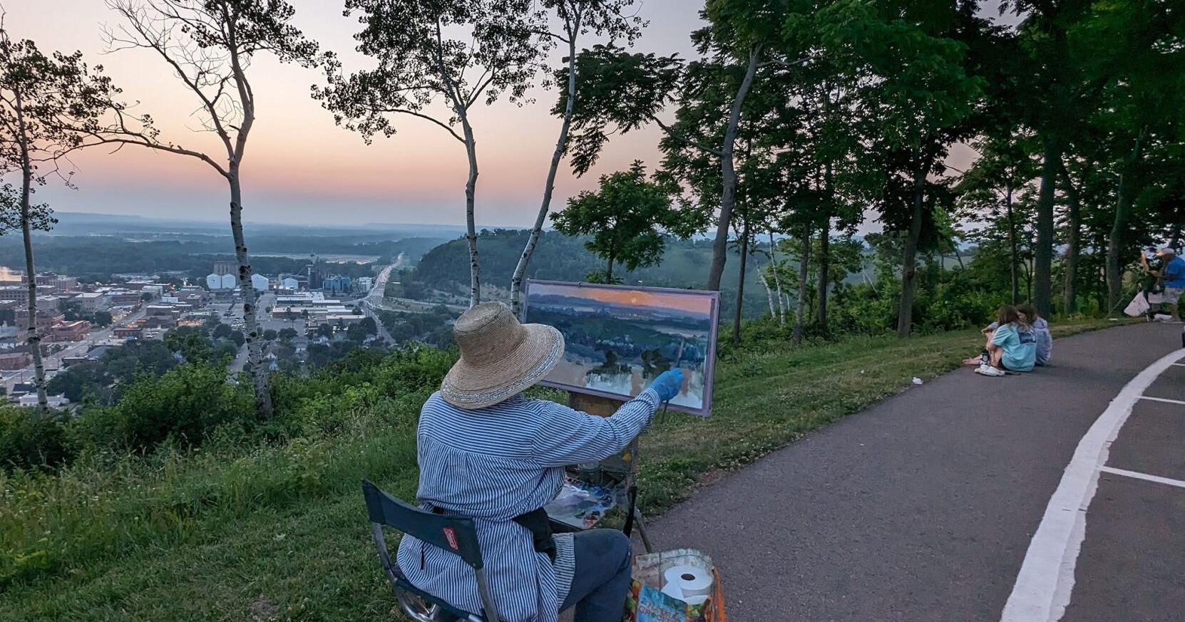 Plein air artists showcase their differences - Vimarsana News