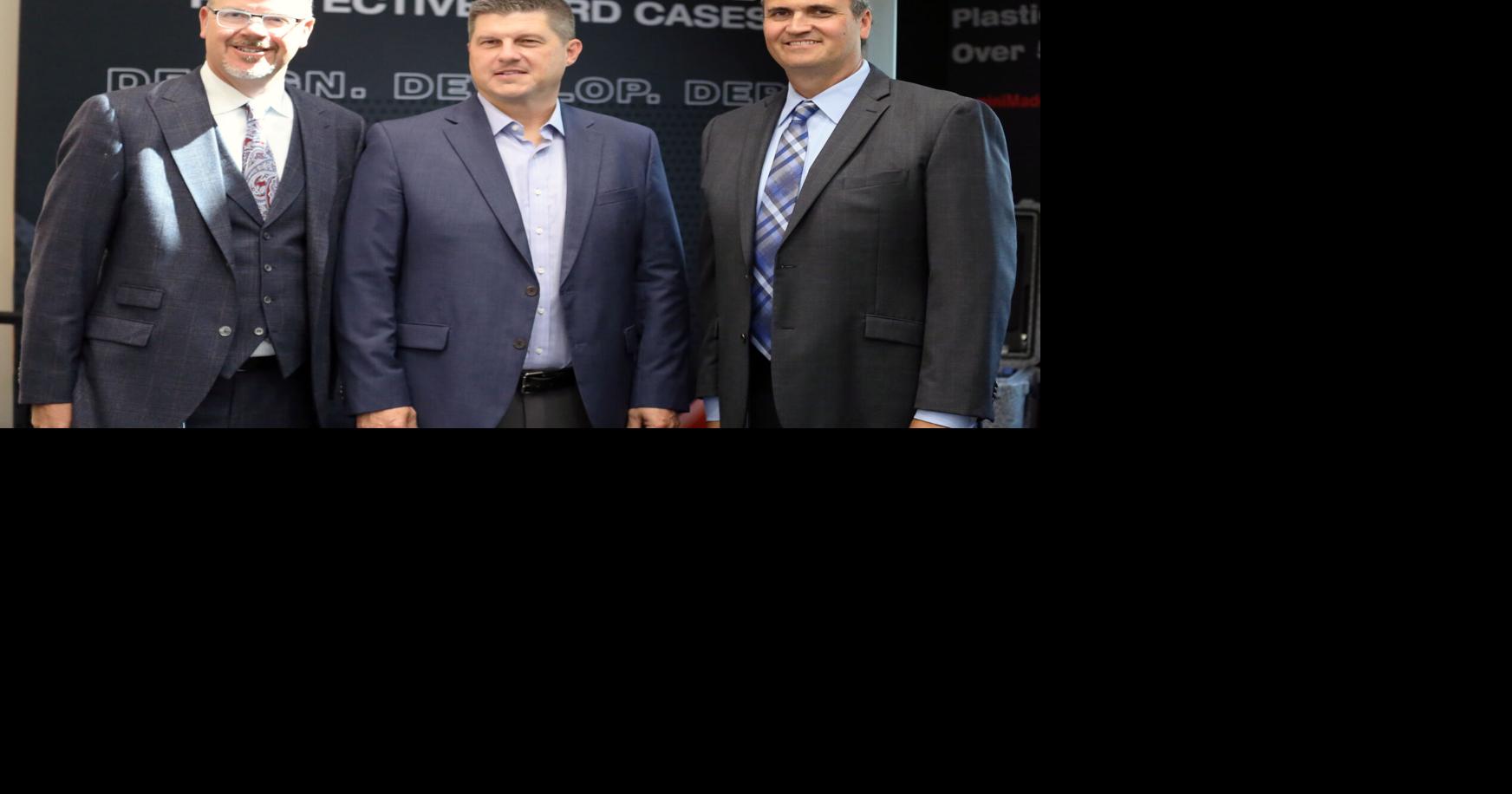 Congressman Finstad visits pair of Cannon Falls businesses Local News