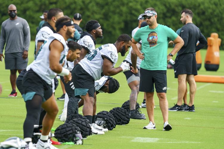 Eagles training camp observations: Who stood out in first practice; Why  A.J. Brown defended Jalen Hurts, Sports